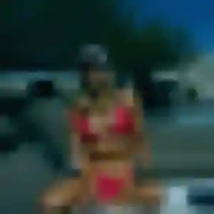 Katia, 29 ans, en ligne à Quédillac pour un plan cul