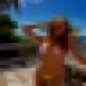 Vicky (22 ans) à Quincey propose une rencontre aujourd'hui