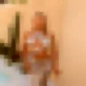 Constance (23 ans) à Razac-sur-l'Isle cherche une rencontre rapidement