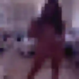 Eliane, 38 ans, en ligne à Réguiny pour une rencontre coquine