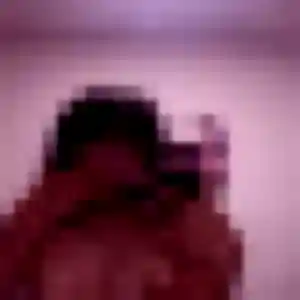 Photo privée de Wahiba, 32 ans à Riec-sur-Bélon - rencontre sans lendemain