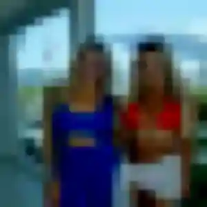 Phoebe, fille de 44 ans propose plan cul à Rieupeyroux