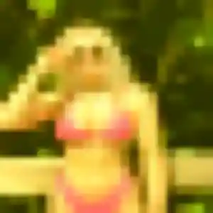 Photo de Yasmina à Rioux (34 ans) - plan cul discret