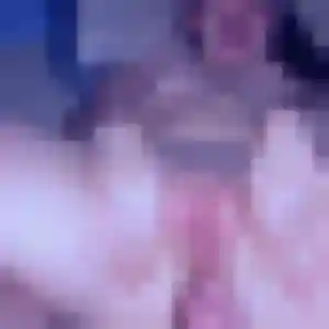 Charmante Leila, 22 ans à Rochefort-du-Gard - voir sa photo