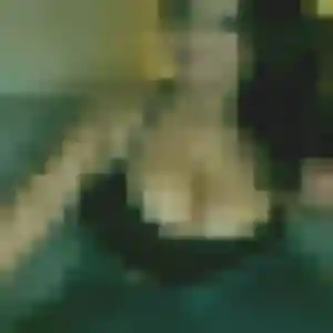 Rejoins Ursule, 32 ans à Routot en privé