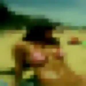 Charmante Ivana, 22 ans à Rouxmesnil-Bouteilles - la contacter