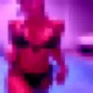Salome, 35 ans, dispo pour plan cul à Saint-André-de-Seignanx