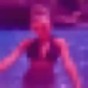 Rejoins Amel, 29 ans à Saint-Aubin-sur-Mer en privé