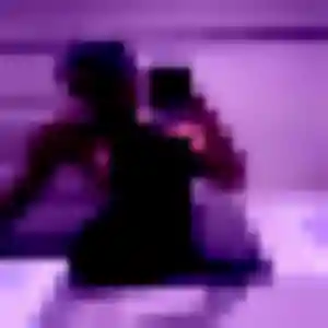 Charmante Leonore, 30 ans à Saint-Ay - voir sa photo