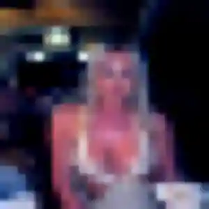 Rejoins Yvette, 29 ans à Saint-Babel en t'inscrivant