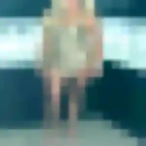 Celine, 27 ans, disponible à Saint-Bonnet-de-Chavagne pour une rencontre coquine