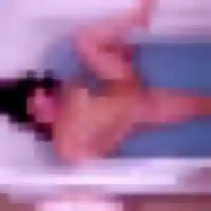Rejoins Ninon, 35 ans à Saint-Brice-sur-Vienne gratuitement