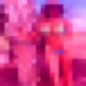 Quitterie, 24 ans, en ligne à Saint-Brisson-sur-Loire pour une rencontre coquine