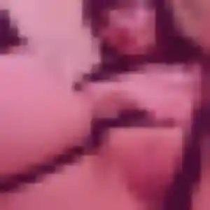plan cul à Saint-Caradec : profil de Clara, 45 ans - inscription gratuite