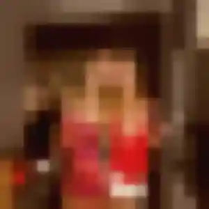 Louisa, 34 ans, connectée à Saint-Carné pour une rencontre coquine