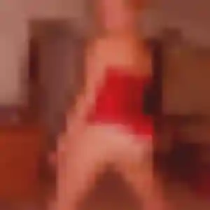 Nicole, 40 ans, en ligne à Saint-Christophe-sur-Dolaison pour une rencontre coquine