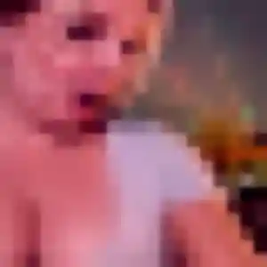 Rejoins Johanna, 43 ans à Saint-Clair-sur-Epte en privé
