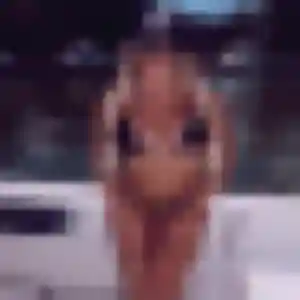 Prisca, femme de 22 ans cherche plan cul à Saint-Coulomb