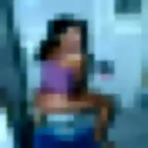 Photo sexy de Brune, 26 ans à Saint-Cyr - rencontre coquine
