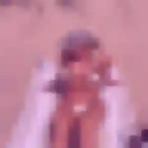 Photo exclusive de Laurence, 40 ans à Saint-Cyr-du-Doret - plan discret