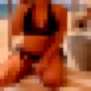 Lisette, 34 ans, disponible à Saint-Cyr-du-Doret pour un plan cul