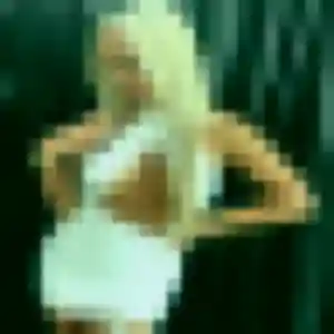 Dana, 22 ans, en ligne à Saint-Cyr-sur-Loire pour un plan cul