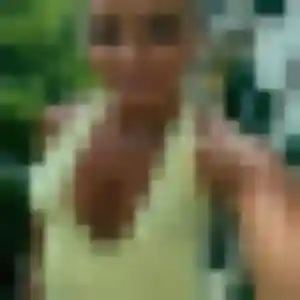 Photo de Adele à Saint-Denis-d'Anjou (42 ans) - plan cul discret