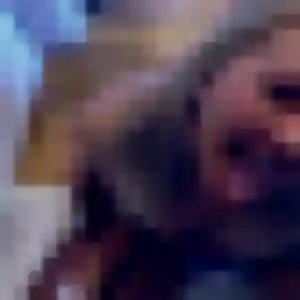 Martine, 22 ans, connectée à Saint-Denis-de-Cabanne pour une rencontre coquine