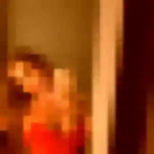Belle Elsa, 44 ans à Saint-Denis-Lanneray - voir sa photo