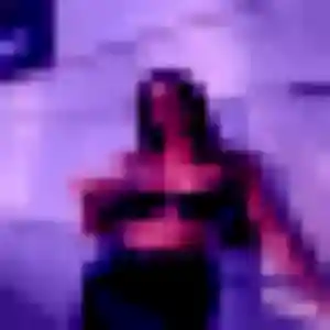 Lina, 37 ans, en ligne à Saint-Denis-Lanneray pour une rencontre coquine