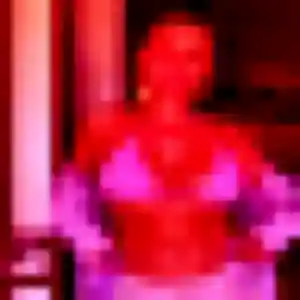 Eva, 35 ans, connectée à Saint-Drézéry pour une rencontre coquine