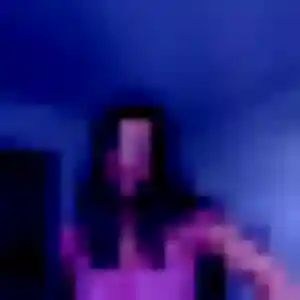 Rejoins Anna, 29 ans à Saint-Ferréol gratuitement