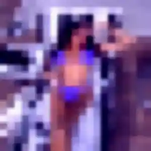 Rejoins Tatyana, 25 ans à Saint-Fuscien en privé