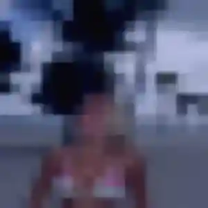Photo privée de Ulrike, 37 ans à Saint-Galmier - plan discret