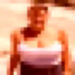 Découvre Salima, 36 ans à Saint-Georges-les-Bains en privé