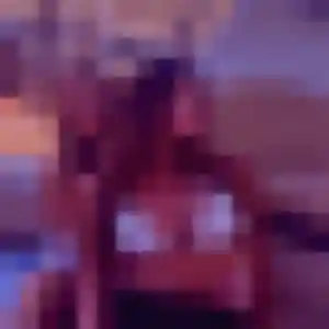 Laura, femme de 23 ans veut plan cul à Saint-Germain