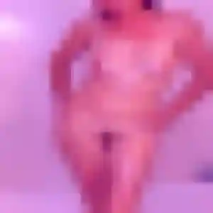 Elena de Saint-Germain-du-Puch, 29 ans - plan cul en toute liberté