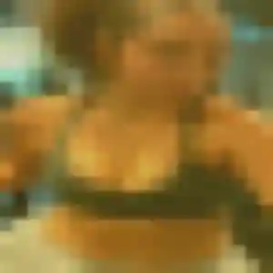 Valentina (25 ans) à Saint-Germain-du-Puy cherche un plan cul ce soir