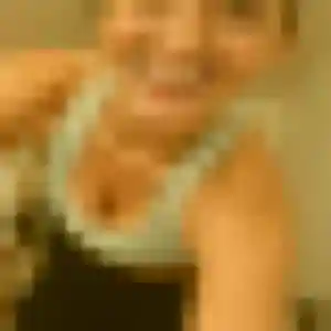 Celine, 33 ans, dispo pour plan cul à Saint-Germain-la-Ville