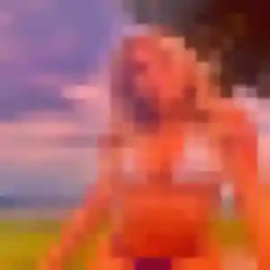 Charmante Karen, 36 ans à Saint-Germain-sur-Ille - la contacter