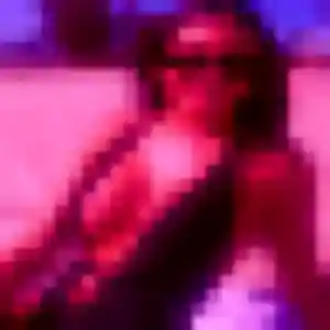 Florence, 25 ans, connectée à Saint-Jacques-de-Néhou pour une rencontre coquine