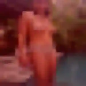 Photo de Hilary à Saint-Jean-d'Heurs (34 ans) - plan cul sans inscription