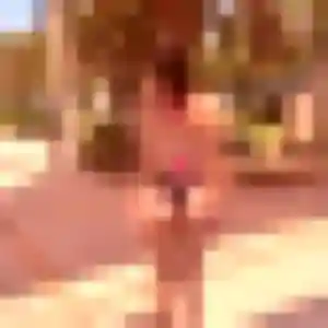 Henriette, 23 ans, connectée à Saint-Jean-de-Tholome pour une rencontre coquine