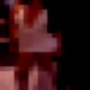Photo de Emilie à Saint-Jean-les-Deux-Jumeaux (41 ans) - plan cul anonyme