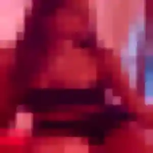 Samantha, 23 ans, en ligne à Saint-Jean-les-Deux-Jumeaux pour un plan cul