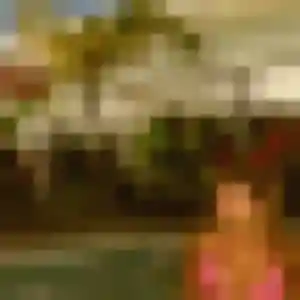Florence, 33 ans, connectée à Saint-Julien pour une rencontre coquine
