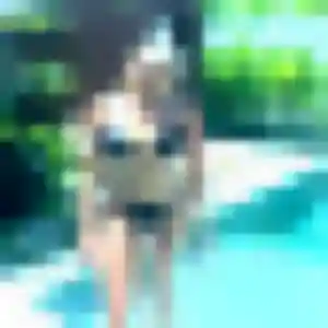 Elena, fille de 25 ans cherche plan cul à Saint-Laurent-des-Vignes