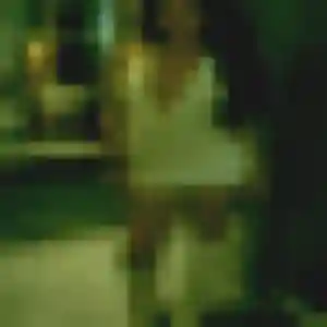 Salima, 26 ans, connectée à Saint-Laurent-du-Pape pour un plan cul
