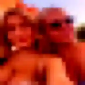 Brune, fille de 29 ans propose plan cul à Saint-Laurs
