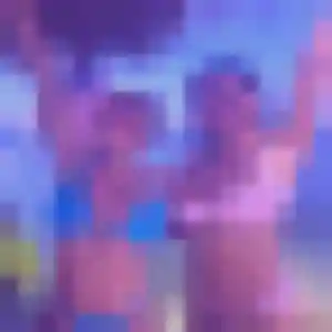 Charmante Salima, 28 ans à Saint-Léonard-de-Noblat - voir sa photo